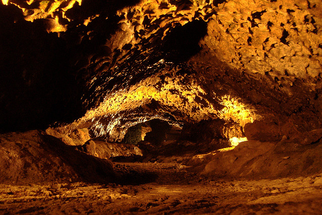 Cuevas y Centro de vulcanismo de São Vicente